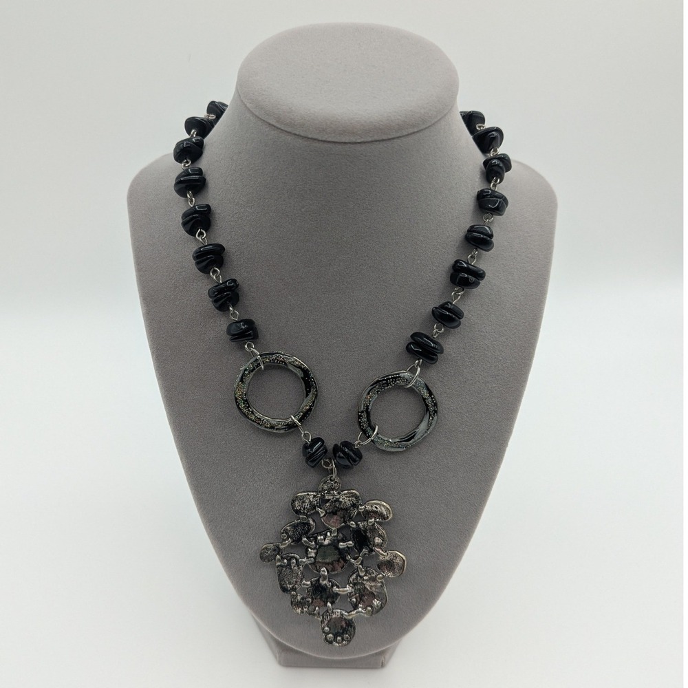 Chico's Black Beaded Necklace Chunky Pendant Silver Tone Circles‎